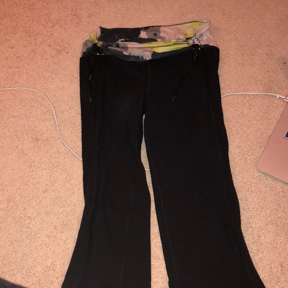 Lululemon cropped tights - Picture 1 of 1